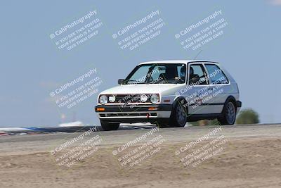 media/Oct-04-2025-OnGrid (Sat) [[44bd565ffa]]/Green Group/Grapevine/